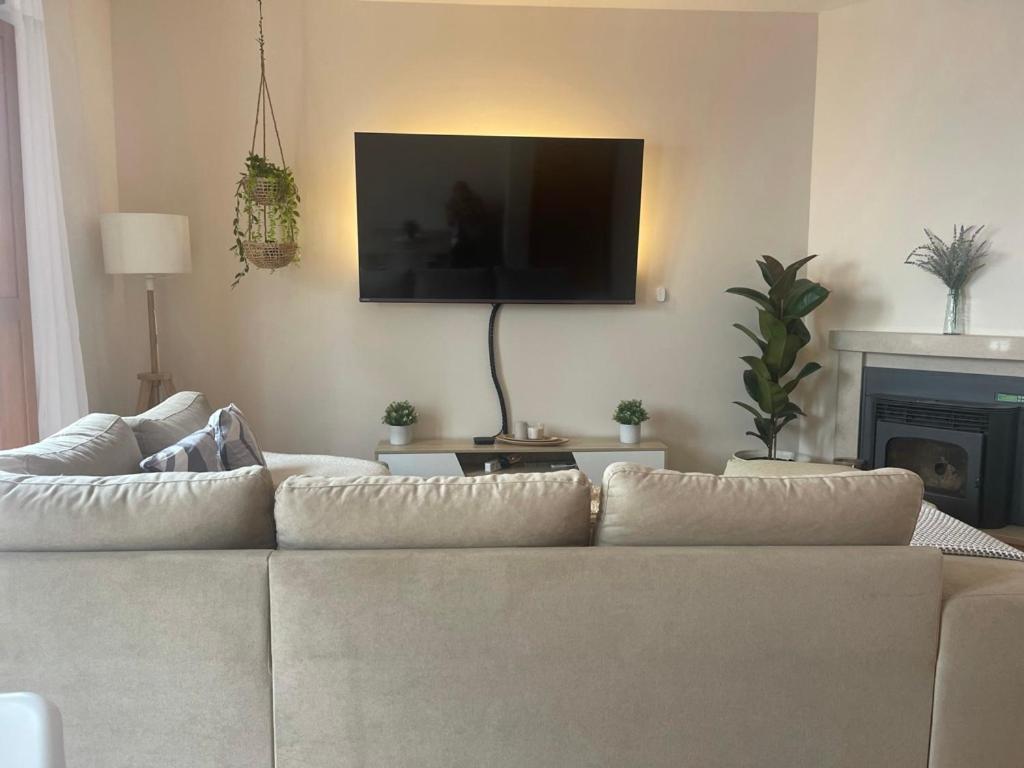 Casa Sonia Great Location Quiet Area Easy Access Villa โอบิดอส ภายนอก รูปภาพ
